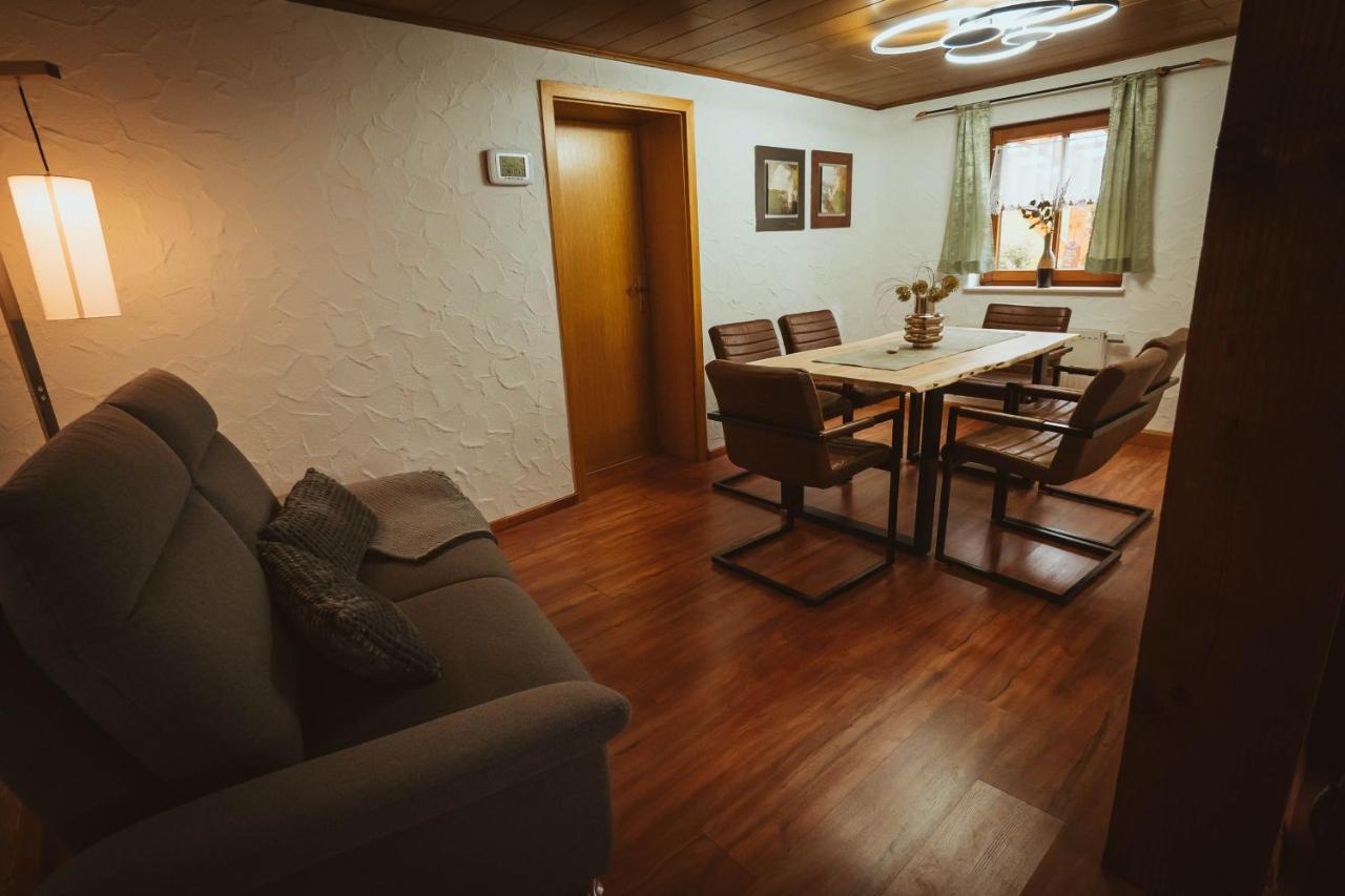 Ferienparadies Am Kammerberg - Ein Ganzes Haus Fuer Sie Alleine!!! Weissenhorn Exterior photo