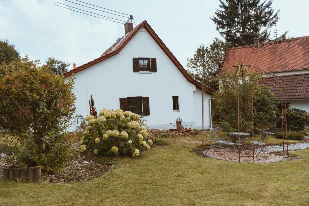 Ferienparadies Am Kammerberg - Ein Ganzes Haus Fuer Sie Alleine!!! Weissenhorn Exterior photo